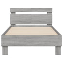 vidaXL szürke sonoma színű szerelt fa ágykeret fejtámlával 100x200 cm