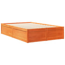 vidaXL barna tömör fenyőfa könyvespolcos ágy matrac nélkül 135 x 190cm