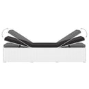 vidaXL fehér polyrattan napozóágy párnával és teázóasztallal