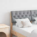 vidaXL Kárpitozott fejtámla Világosszürke 120 cm Tömör fenyőfa