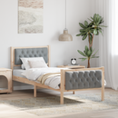 vidaXL Ágykeret fejtámlával Világosszürke 75 x 190 cm Tömör fenyőfa