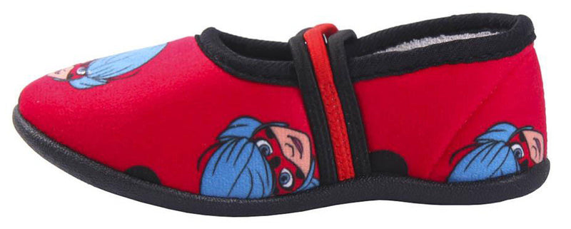 Katicabogár és Fekete Macska kalandjai benti cipő 32, J-85CEP230000503332