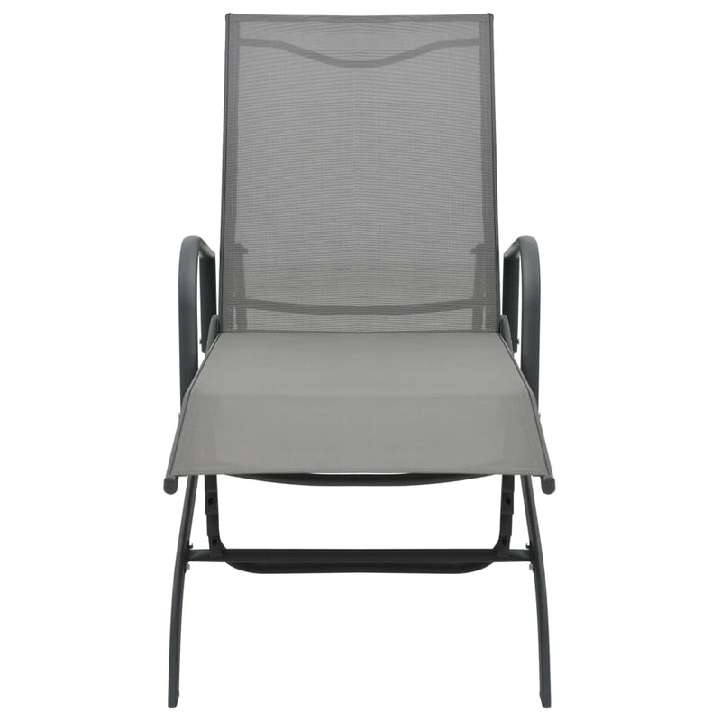 vidaXL 2 db textilén és acél napozóágy asztallal