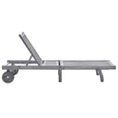 vidaXL szürke tömör akácfa kerti napozóágy párnával