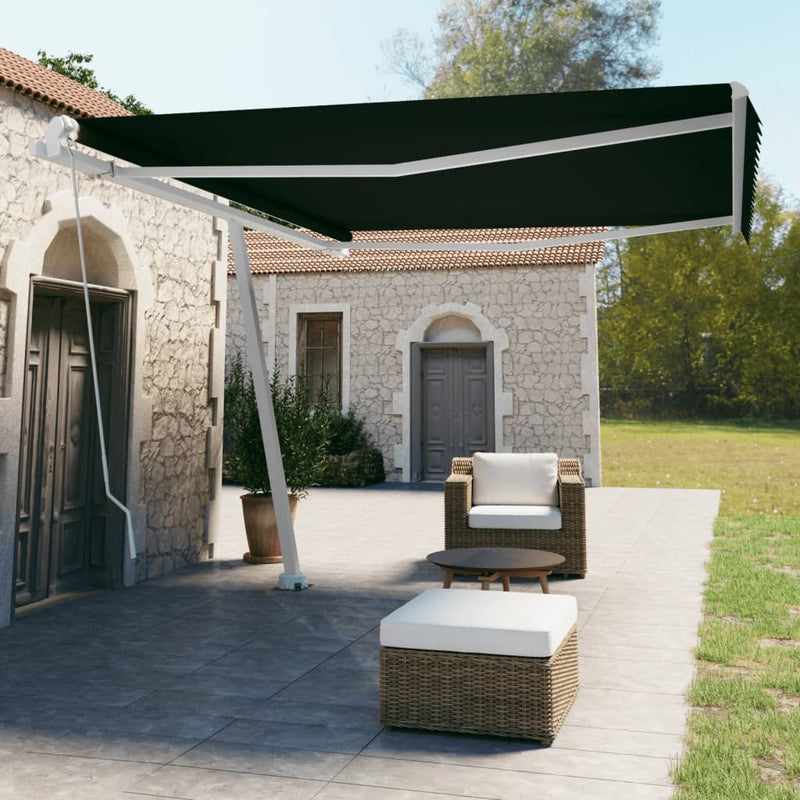 vidaXL antracitszürke kézzel kihúzható póznás napellenző 450 x 350 cm