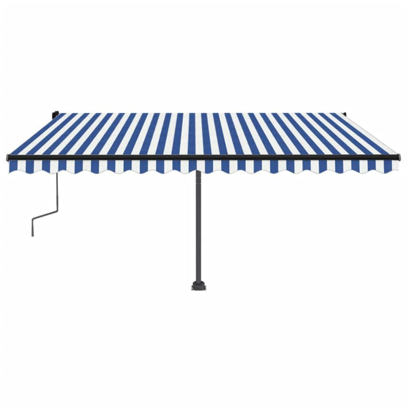 vidaXL kék és fehér kézzel kihúzható póznás napellenző 450 x 300 cm