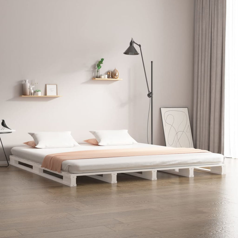 vidaXL fehér tömör fenyőfa raklapágy 200 x 200 cm