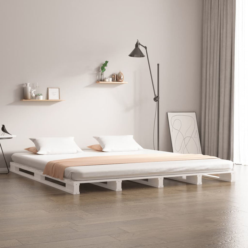 vidaXL fehér tömör fenyőfa raklapágy 135 x 190 cm (Double)