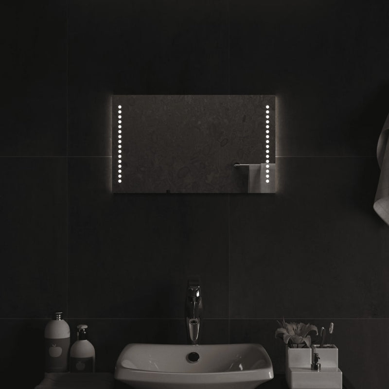 vidaXL LED-es fürdőszobatükör 30 x 50 cm
