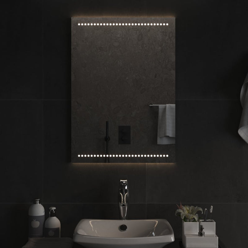 vidaXL LED-es fürdőszobatükör 50 x 70 cm