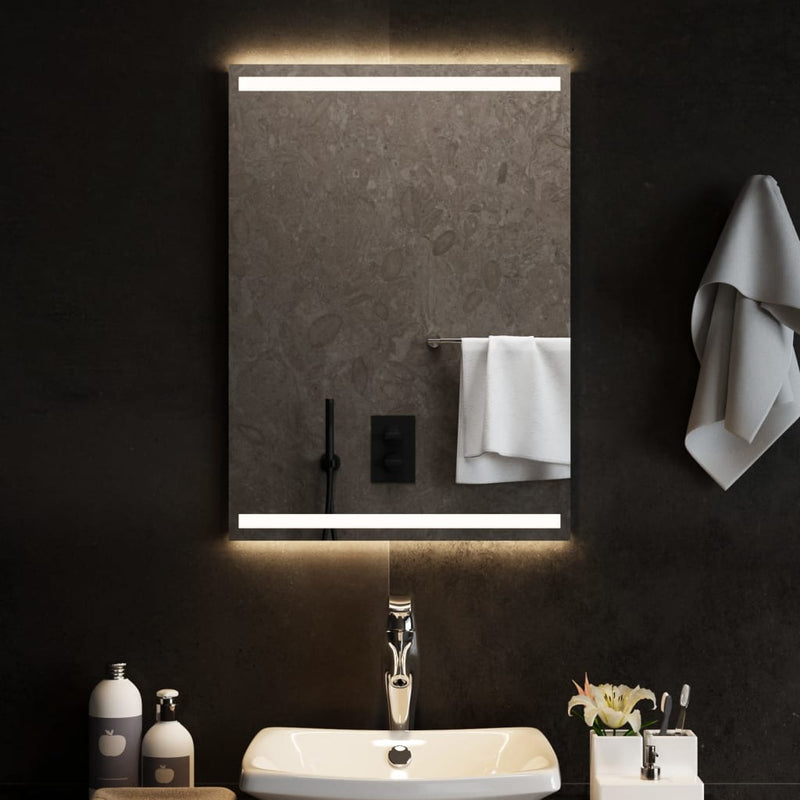 vidaXL LED-es fürdőszobatükör 50 x 70 cm