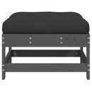 vidaXL 2 db szürke tömör fenyőfa kerti lábzsámoly párnával