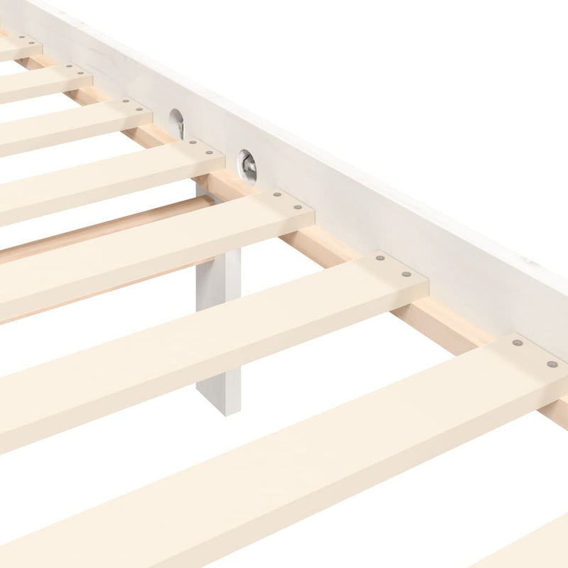 vidaXL fehér tömör fenyőfa ágy matrac nélkül 200 x 200 cm