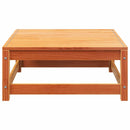 vidaXL viaszbarna tömör fenyő karfa nélküli kerti kanapé lábzsámollyal