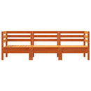 vidaXL viaszbarna háromszemélyes tömör fenyőfa kerti kanapé