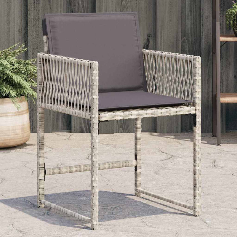 vidaXL 4 db világosszürke polyrattan kerti szék párnával