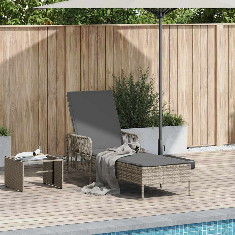 vidaXL Napozóágy párnával Világosszürke 157 x 55 x 92cm polirattan