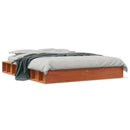 vidaXL viaszbarna tömör fenyőfa ágy matrac nélkül 120 x 200 cm