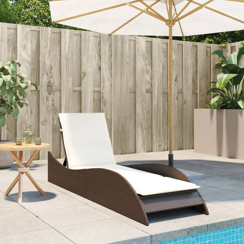 vidaXL barna polyrattan napozóágy párnával 60x205x73 cm