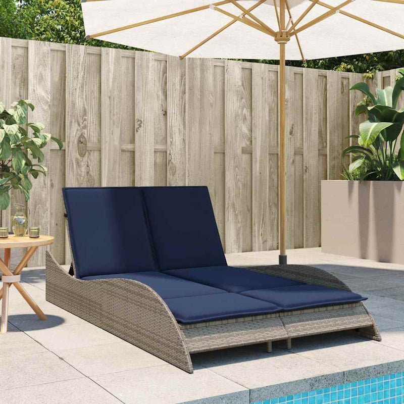 vidaXL szürke polyrattan napozóágy párnákkal 114 x 205 x 73 cm