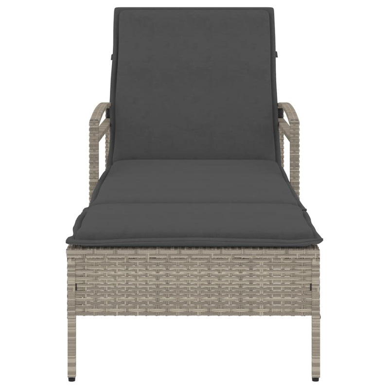vidaXL világosszürke polyrattan napozóágy párnával 63x200x81 cm