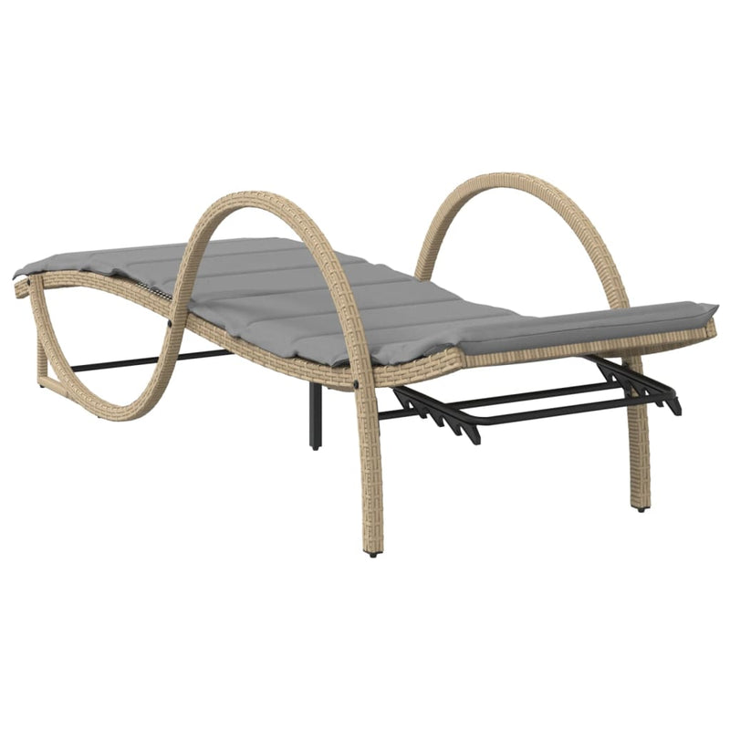 vidaXL 2 db bézs polyrattan napozóágy asztallal