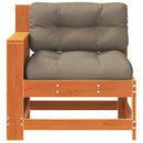 vidaXL viaszbarna tömör fenyőfa kerti karfás kanapé párnával