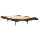 vidaXL füstös tölgyszínű szerelt fa és fém ágykeret 140 x 200 cm