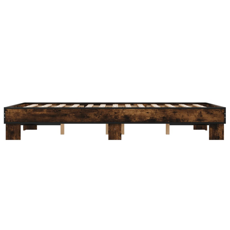 vidaXL füstös tölgyszínű szerelt fa és fém ágykeret 120 x 190 cm