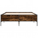 vidaXL füstös tölgy színű szerelt fa és fém ágykeret 135 x 190 cm