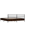 vidaXL barna tölgyszínű szerelt fa és fém ágykeret 135 x 190 cm
