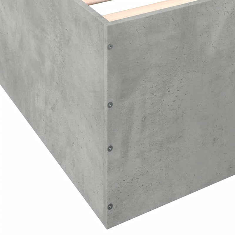 vidaXL betonszürke szerelt fa ágykeret 135 x 190 cm