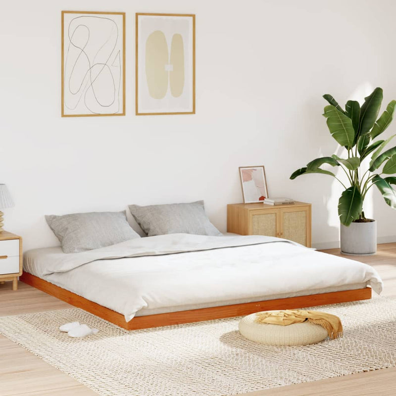 vidaXL viaszbarna tömör fenyőfa ágykeret 200 x 200 cm