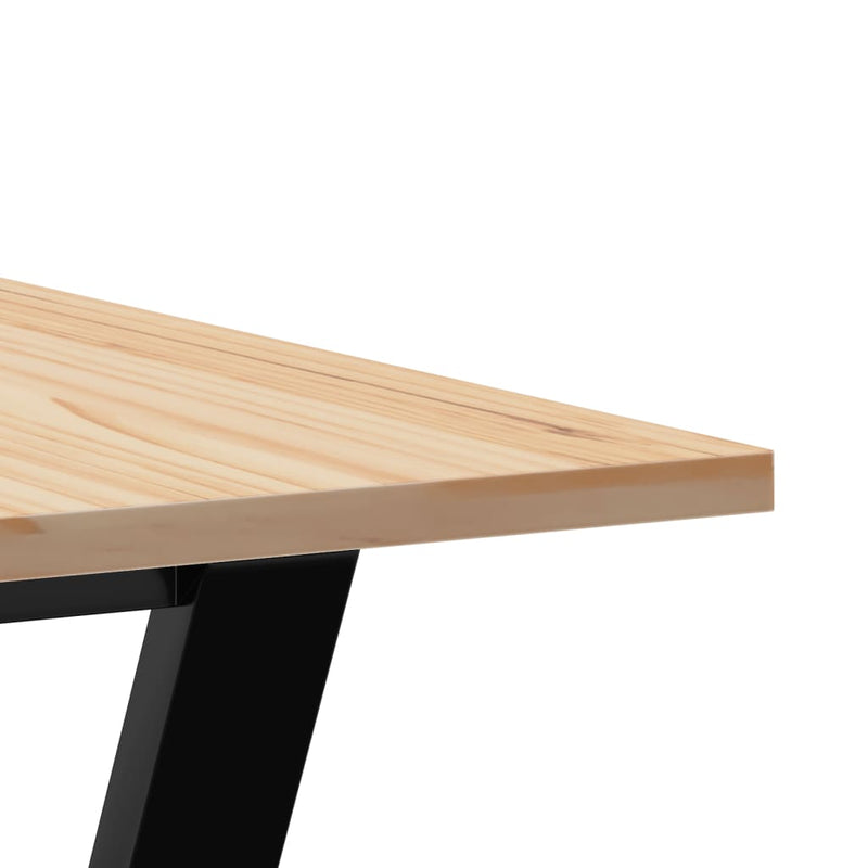 vidaXL tömör fenyőfa és acél étkezőasztal Y-vázzal 60x60x75 cm