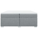 vidaXL világosszürke szövet rugós ágy matraccal 200 x 200 cm