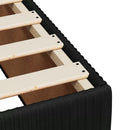 vidaXL fekete bársony rugós ágy matraccal 140x200 cm