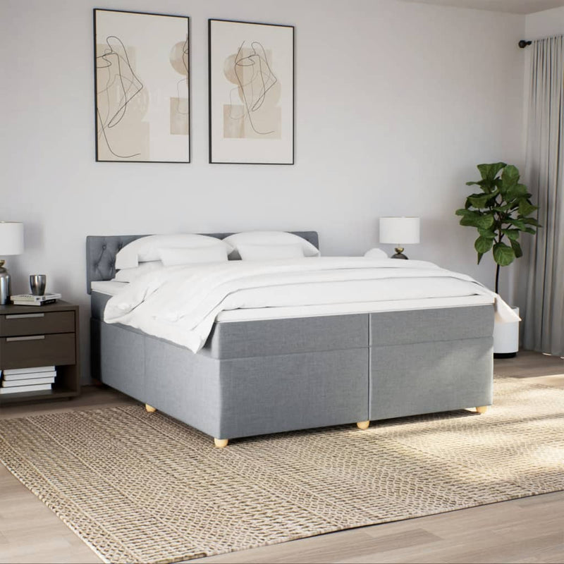 vidaXL világosszürke szövet rugós ágy matraccal 200 x 200 cm