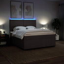 vidaXL sötétbarna szövet rugós ágy matraccal 180 x 200 cm