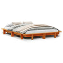 vidaXL viaszbarna tömör fenyőfa ágy matrac nélkül 135 x 190 cm