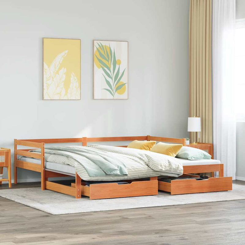 vidaXL viaszbarna tömör fenyőfa kihúzható kanapéágy fiókkal 80x200cm
