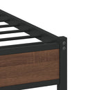 vidaXL barna tölgy színű fém ágykeret matrac nélkül 137 x 190 cm