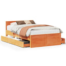 vidaXL barna tömör fenyőfa fejtámlás ágykeret matrac nélkül 135x190 cm