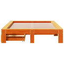 vidaXL viaszbarna tömör fenyőfa ágy matrac nélkül 135 x 190 cm