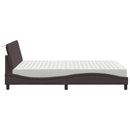 vidaXL sötétbarna szövet ágy matraccal Hanko 140x190 cm
