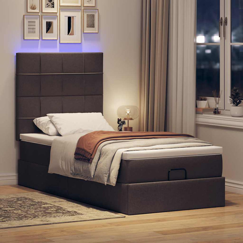 vidaXL sötétbarna szövet ottomán ágy matraccal & LED-ek 90x200 cm
