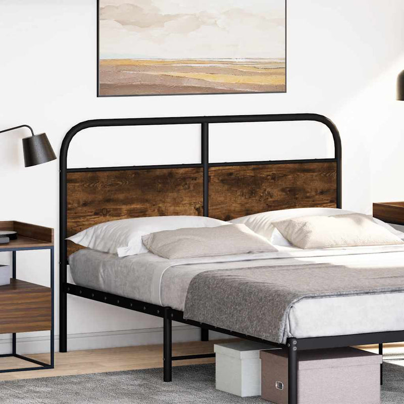 vidaXL fejtámla füstölt tölgy 135 cm acél és fűrészelt fa