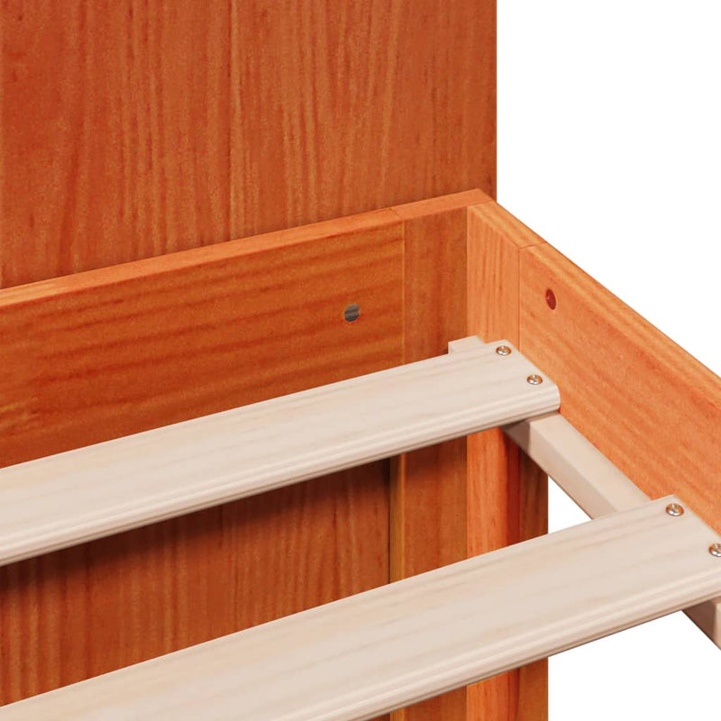 vidaXL barna tömör fenyőfa könyvespolcos ágy matrac nélkül 150 x 200cm