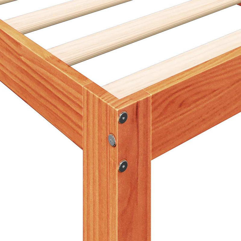 vidaXL barna tömör fenyőfa könyvespolcos ágy matrac nélkül 135 x 190cm