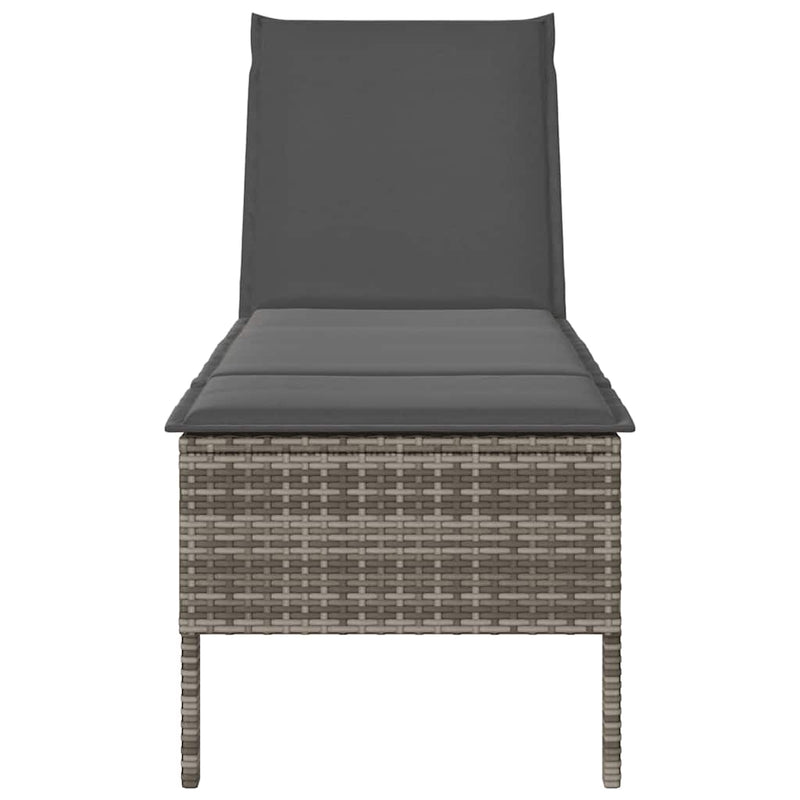vidaXL szürke polyrattan napozóágy párnával 55x200x44 cm