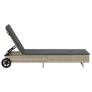 vidaXL világosszürke polyrattan napozóágy kerekekkel és párnával